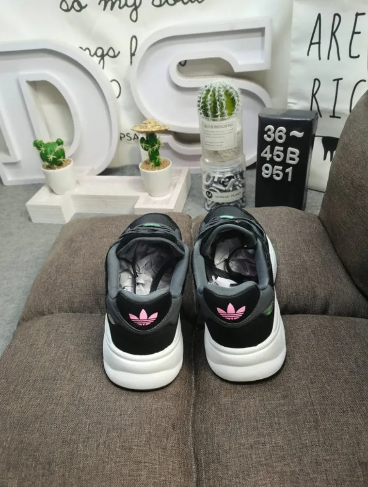 Baskets Adidas RETROPY F90