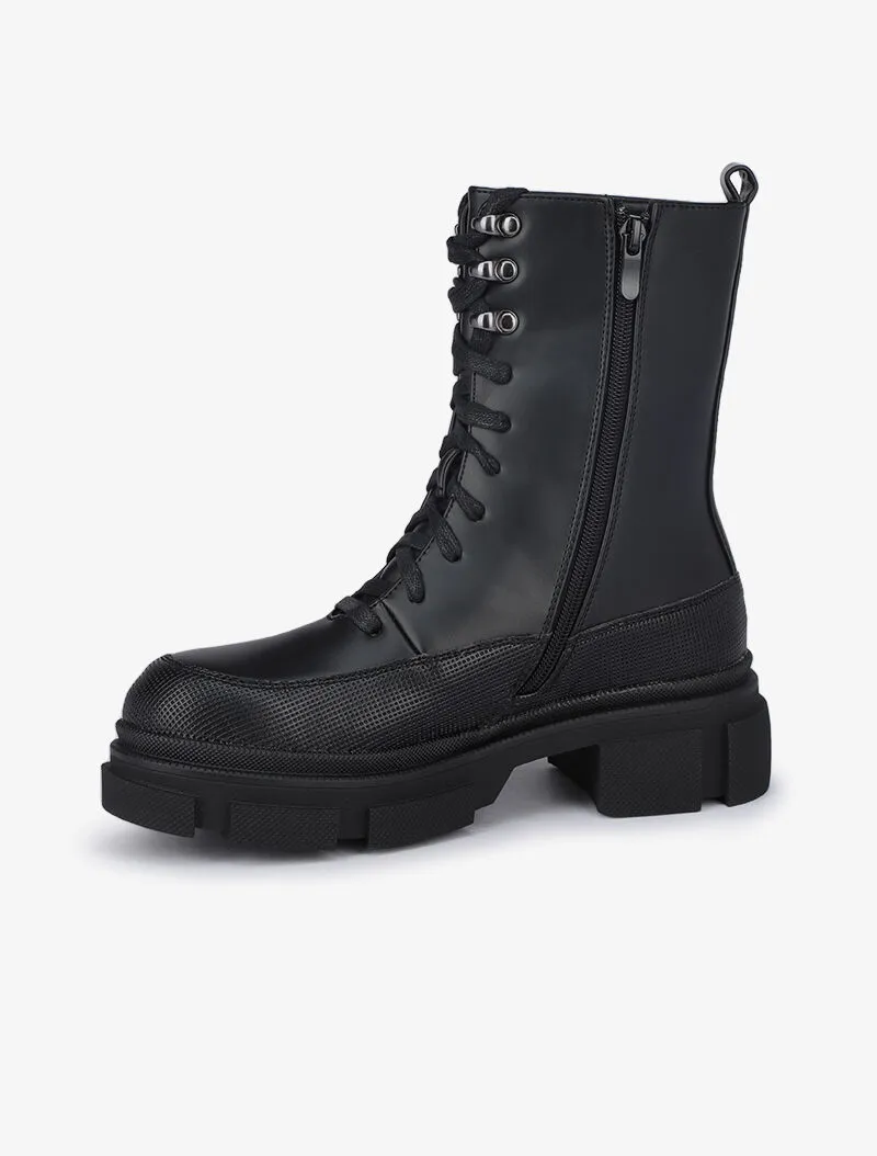 Boots lacées à semelles texturées crantées - Noir